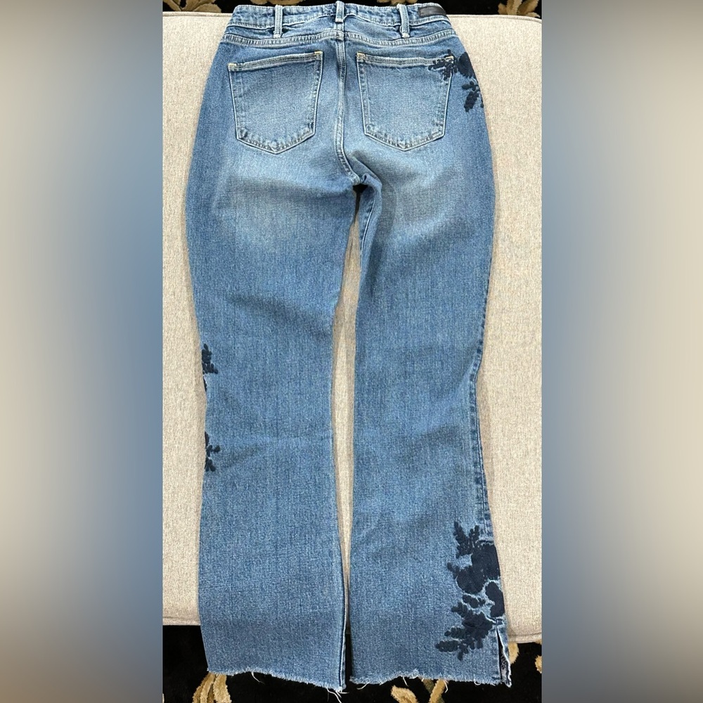 Abercrombie & Fitch Simone High Rise Ankle Flare Jeans - Picture 6 of 7